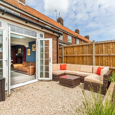 Host & Stay - Church Lane Cottage Filby Екстер'єр фото